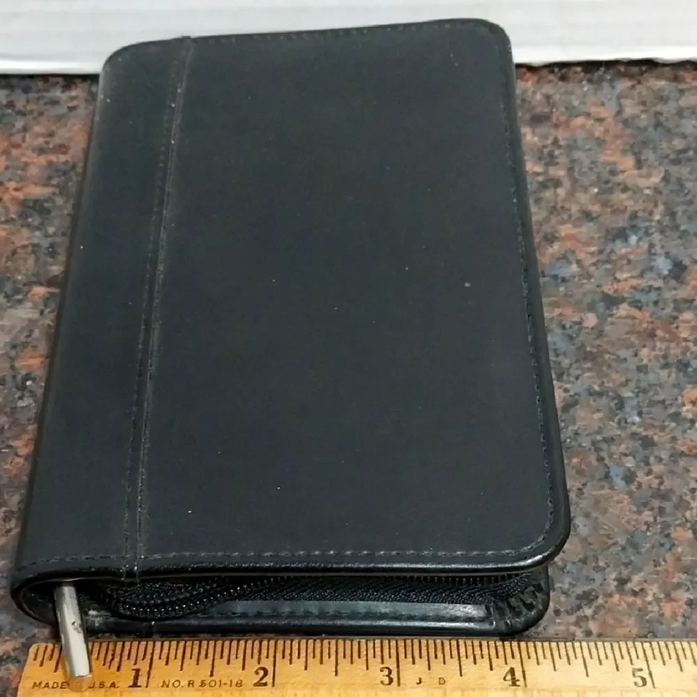 Black Leather Key & Card Holder